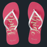 Niedlich Gold Glitzer Bridge - Personalisiert Badesandalen<br><div class="desc">Niedliche goldglänzende Braut mit deinem Namen. Wählen Sie den Kostümknopf,  um Stil,  Farbe und Größe der Schriftart zu ändern.Jedes Mädchen würde Liebe haben,  dieses elegante und stilvolle Design zu haben.</div>