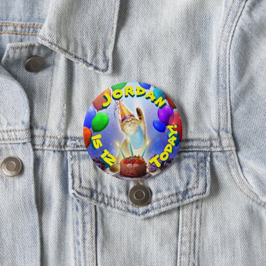 Niedlich Golden Festive Birthday Kitty Button (Beispiel)