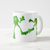 Niedlich-grüner Froggy Jumbo-Tasse (Vorderseite Rechts)