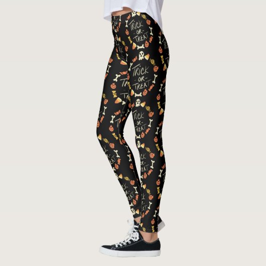 Niedlich Halloween Candy Doodle Wreath Leggings (Links)