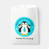 Niedlich Happy Birthday Boy Penguins Blue Neckties Geschenktütchen (Vorderseite)