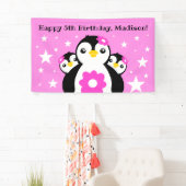 Niedlich Happy Birthday Girl Pinguins Pink Blume Banner (Insitu)