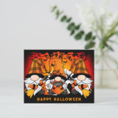 Niedlich Happy Halloween Gnome Orange Kariert Postkarte (Stehend Vorderseite)