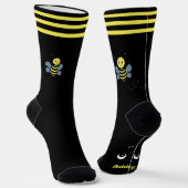Niedlich Happy Honeybee auf Black Crew Socks Socken (Gewinkelt)