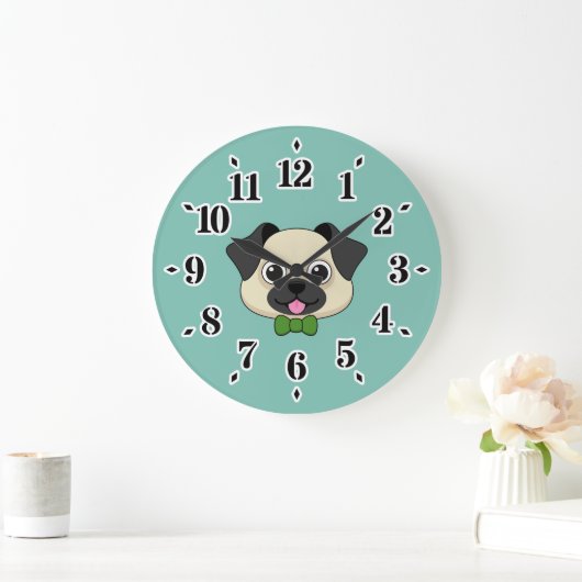 Niedlich Happy Mops Dog mit Papillon Große Wanduhr (Zuhause)