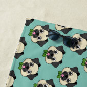 Niedlich Happy Mops Dog mit Papillon Strandtuch (Beispiel)