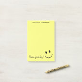 Niedlich Happy Yellow Face Personalisiert Post-it Post-it Klebezettel (Auf Schreibtisch)