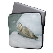 Niedlich Harbour Siegel on Snow Laptopschutzhülle (Vorderseite Links)