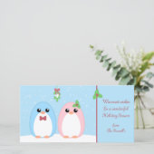 Niedlich Holiday Penguin Couple Feiertagskarte (Stehend Vorderseite)