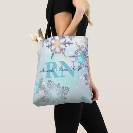 Niedlich Ice Blue Snowflake Personalisierter Name Tasche (Von Nahem)