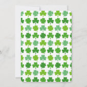 Niedlich Irish Dance Blond Girl Kleeblatts Geburts Einladung (Rückseite)