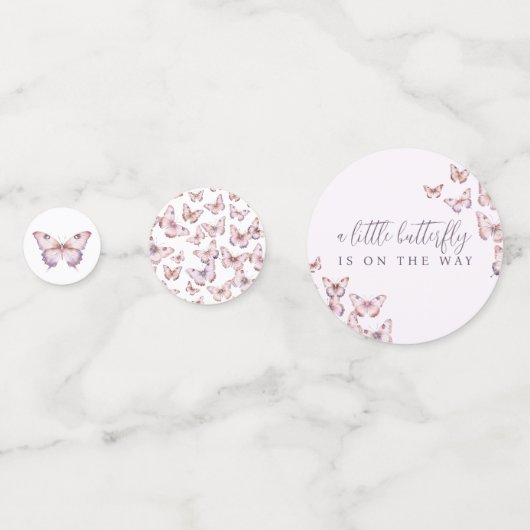 Niedlich ist ein kleiner Schmetterling auf dem Weg Konfetti (Vorderseiten)