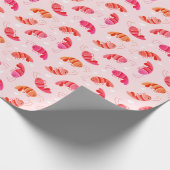 Niedlich Kawaii Cartoon Shrimp & Hearts Geschenkpapier (Ecke)