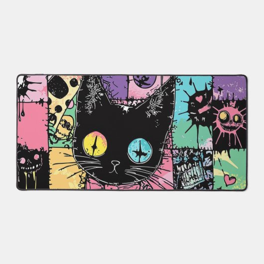 Niedlich Kawaii Pastel Goth Patchwork Creepy Cat Schreibtischunterlage (Vorderseite)