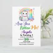 Niedlich Kitten 1. Geburtstag Party Einladung (Stehend Vorderseite)