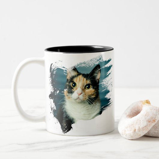 Niedlich Kitten Artwork Zweifarbige Tasse (Mit Donut)
