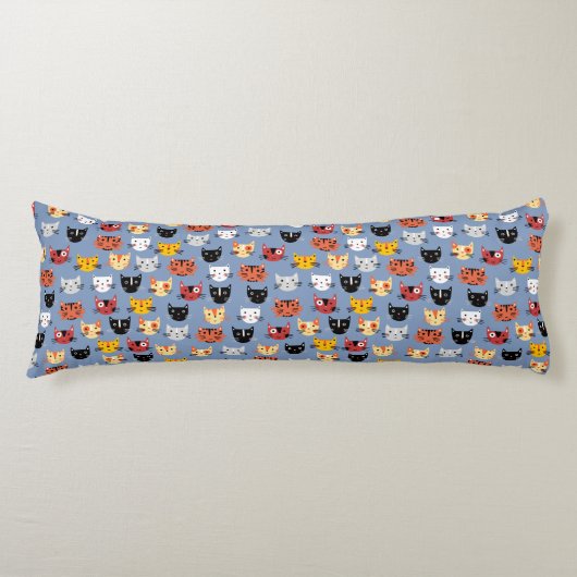 Niedlich Kitty Cat Pattern Blau Seitenschläferkissen (Vorderseite)