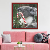 Niedlich Koala Eating Candy Cane Leinwanddruck (Insitu (Wohnzimmer))