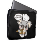 Niedlich Koala genießt Ramen Laptopschutzhülle (Vorne Rechts)