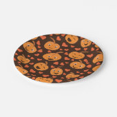 Niedlich lächelnde Kürbismuster mit Herzen Pappteller (Schrägansicht)