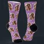 Niedlich Lavender Newlyweds Foto Wedding Socks Socken<br><div class="desc">Diese niedlichen Lavendel-lila Hochzeitssocken zeigen die Foto- und Weißherzen des frisch vermählten Paares in einem Offset-Muster und Ihre Namen und Ihr Hochzeitsdatum! Sie sind perfekt als Brautparty Gunst oder als Brautduschgeschenk für das glückliche Paar! Die Hintergrundfarbe ist auch auf Ihre Hochzeitsfarben abgestimmt,  falls gewünscht.</div>