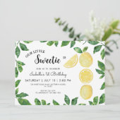 Niedlich Lemon 1. Geburtstag Einladung (Stehend Vorderseite)