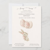 Niedlich Light Pink Baby Bunny Ostergeburt Einladung (Vorderseite)