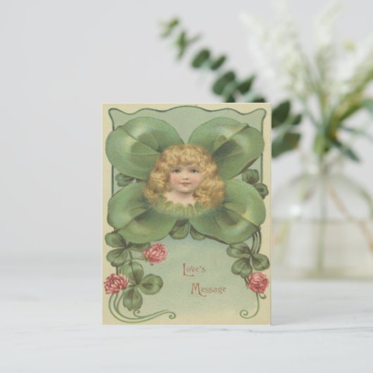 Niedlich Little Girl Vierblättriges Kleeblatt Blum Postkarte (Stehend Vorderseite)