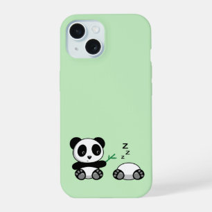 Niedlich Little Pandas auf Green iPhone 15 Hülle
