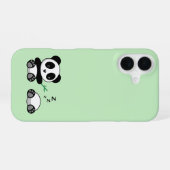 Niedlich Little Pandas auf Green iPhone 16 Hülle (Rückseite (Horizontal))