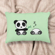 Niedlich Little Pandas auf Green
