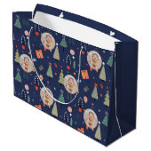 Niedlich Modernes Navy Funny Christmas Foto Große Geschenktüte (Rückseite Schrägansicht)