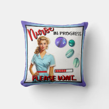 Niedlich Nostalgische Krankenschwester Pinup im Ga