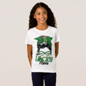 Niedlich One Lucky Mama Messy Bun Happy St Patrick T-Shirt (Vorne ganz)