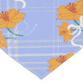 Niedlich Orange Blume Nahtlos auf Kariert Blue Kurzer Tischläufer (Ecke)