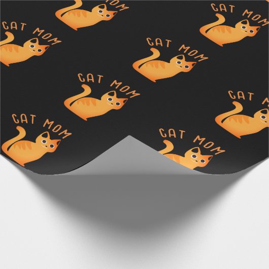 Niedlich Orange Cat Mama Tabby Kitten auf schwarz Geschenkpapier (Ecke)