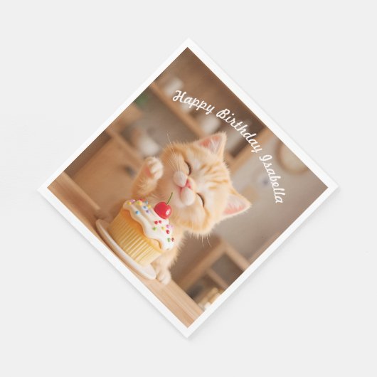 Niedlich Orange Kitten mit einem Cupcake Serviette (Ecke)