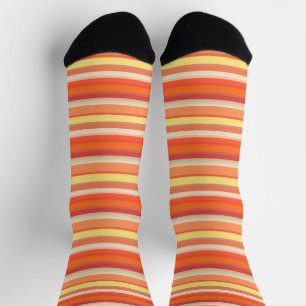 Niedlich orangefarbene Streifen Socken