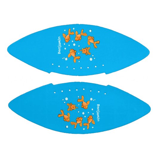 Niedlich orangefarbener Goldfisch auf der Abbildun Football (Paneele)