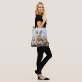 Niedlich Osterhase mit farbigen Eiern Tasche (Am Model)