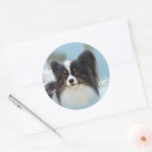 Niedlich Papillon Toy Spaniel Dog am Dock Runder Aufkleber (Umschlag)