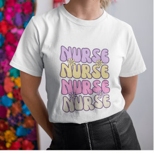 Niedlich Pastel Retro Groovy Nurse T-Shirt