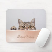 Niedlich Peeking Cat Rose Gold Monogramm Mousepad (Mit Mouse)