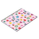 Niedlich Pink 80's Icons Emojis Muster Notizblock (Linke Seite)