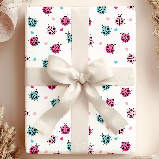 Niedlich Pink Blue Ladybug Hörmuster Geschenkpapier