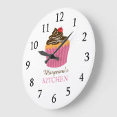 Niedlich Pink Cupcake Küche Individuelle Name Große Wanduhr (Winkel)