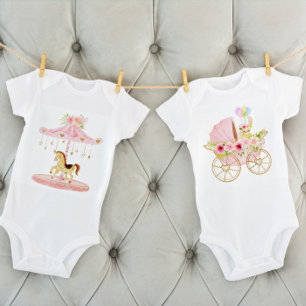 Niedlich Pink Floral Baby Pony Carousel Strampler