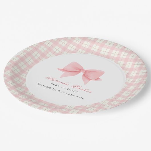 Niedlich Pink Gingham Kariert Bow Girl Baby Dusche Pappteller (Schrägansicht)