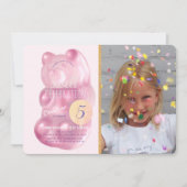 Niedlich Pink Gummy Bear Sweet Candy Foto Geburtst Einladung (Vorderseite)