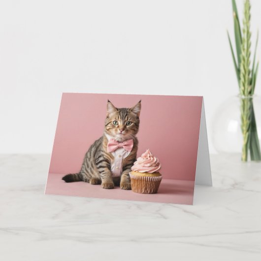 Niedlich Pink Happy Birthday Cat Cupcake Karte (Vorderseite)